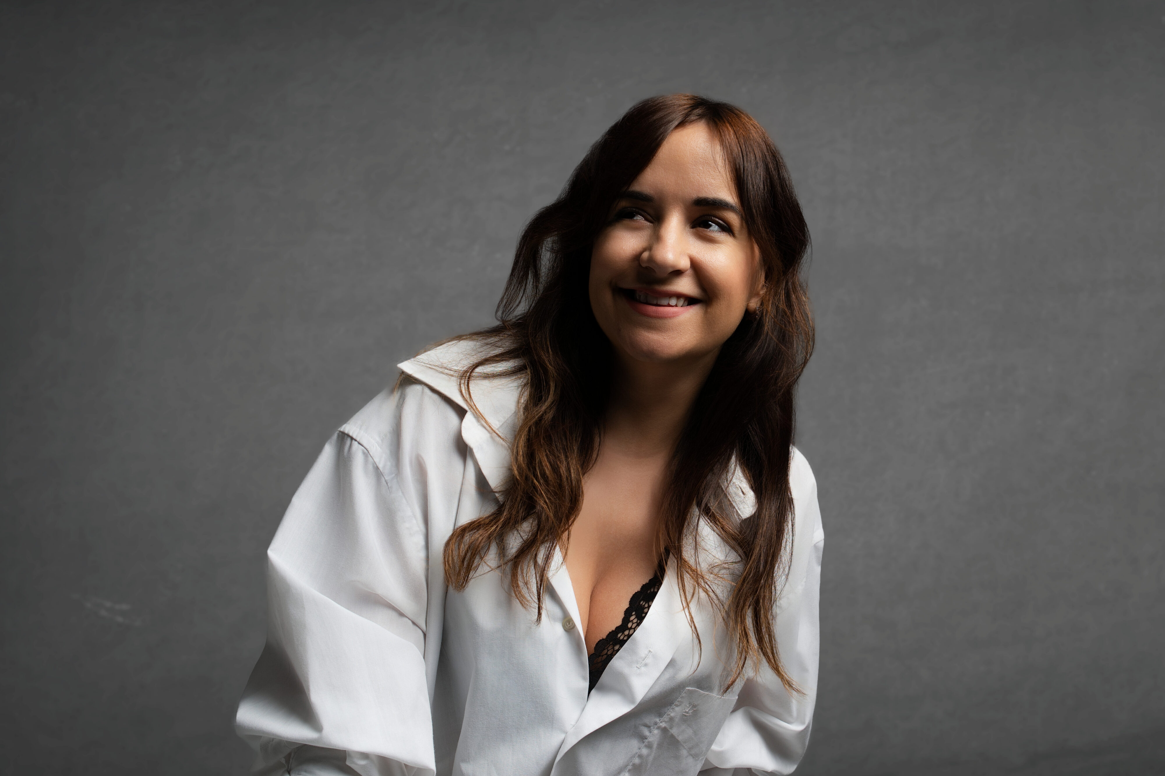 Sara, fotografia de retrato glam en Valencia