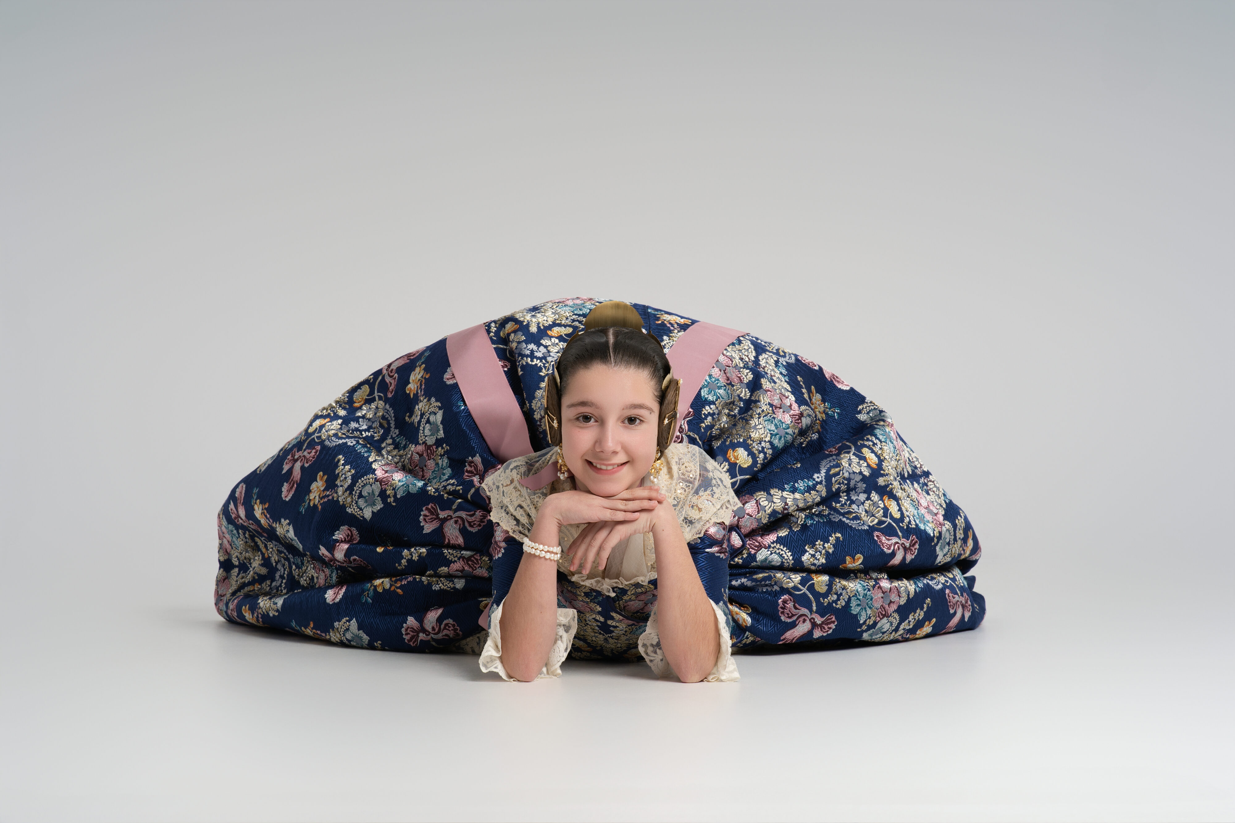 Fotógrafo de retratos en Valencia — Sesión de retrato de fallera mayor en Valencia